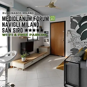 Mediolanum Forum-milano Sud Area-free Parking & Wi-fi Appartamento